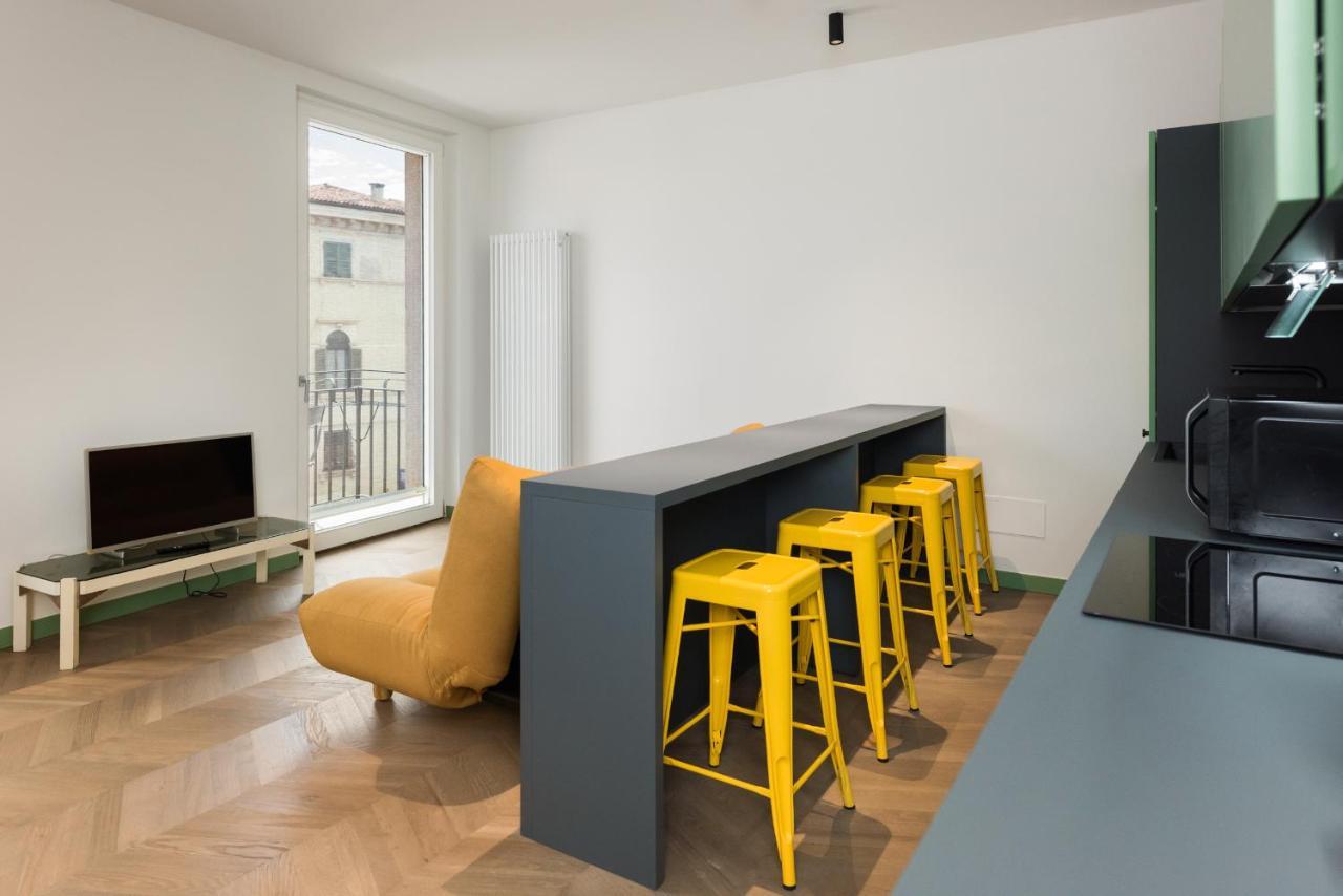 Flats4Rent Carla'S Apartments فيرونا المظهر الخارجي الصورة